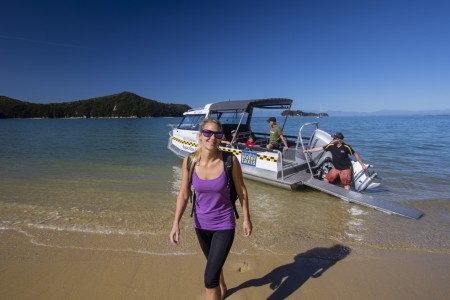 AquaTaxi beach arrival 6